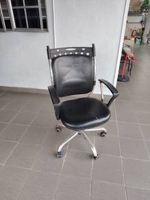 chairs 