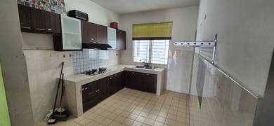 Condominium For Rent in Pearl Avenue