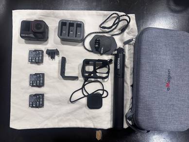 Insta360 Ace Pro 2 Full Set