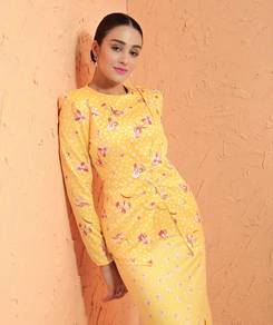 Astrid Kurung💛