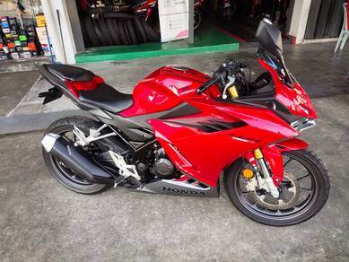 Honda CBR150R