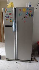 peti ais 2 pintu ( tak sejuk )