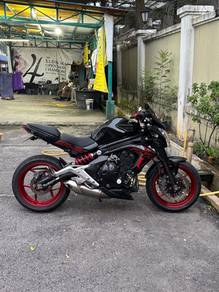 Kawasaki ER-6n