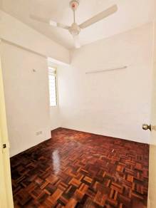 Apartment For Sale in Sri Tanjung Apartment (Georgetown)