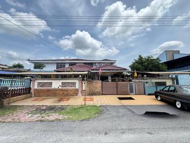 Semi-Detached House For Sale in Klang,SGR