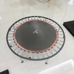 Trampoline