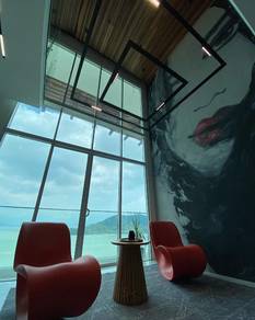 Condominium For Sale in Quay West Residence