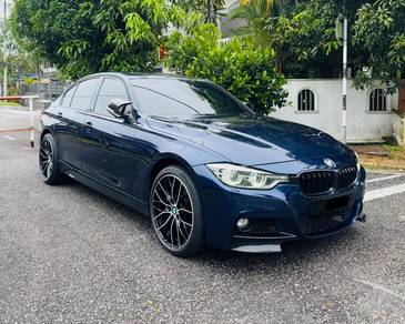 BMW 320i 20i SPORT LINE (CKD) in Johor Bahru, JHR