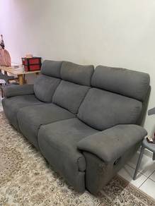 Sofa recliner free!!