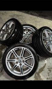 Rim sama tayar honda