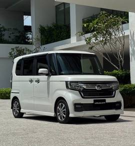 Honda N BOX CUSTOM L TURBO in USM, PNG