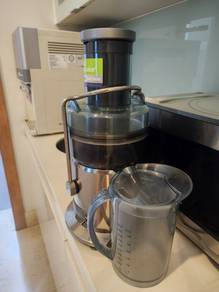 Breville juicerHi All. Selling my Breville juicer