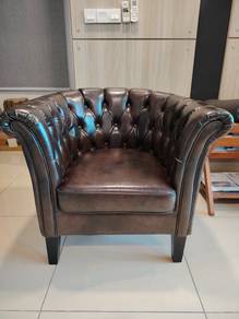 Chesterfield Tufted Armchair - Brown Faux Leather