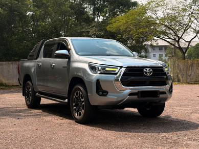 2021 Toyota Hilux V
