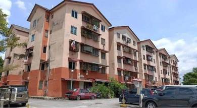Room in Bandar Kinrara, SGR