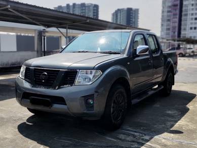 Nissan Navara LE in Seri Kembangan, SGR