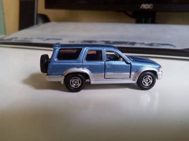 Tomica Toyota Hilux Surf