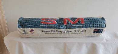 STYLE MASTER Hollow Fill Fibre Bolster [Preloved]