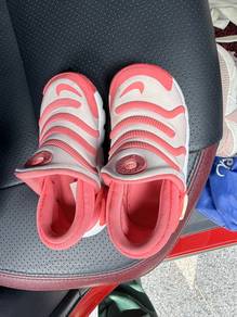 Kasut Nike