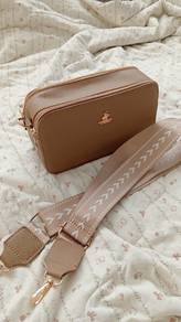 LPS Traveller Sling Bag