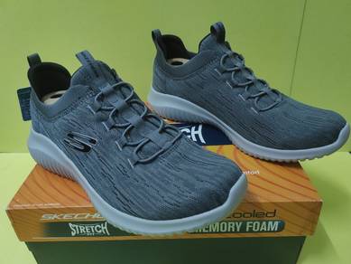 ITEM BARU_Men Sneakers Grey Color size 43eur
