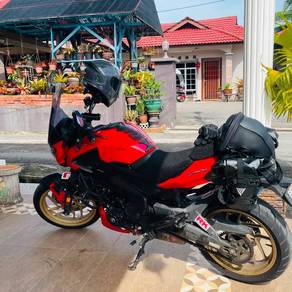 Modenas Dominar D400