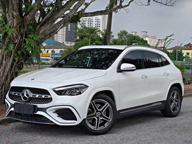 Mercedes Benz GLA250 250 AMG LINE in Seri Kembangan, SGR