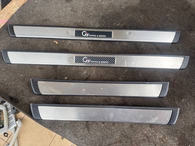 No 15-10-12 Toyota Mark X Grx130 G’S Door Step Jpn