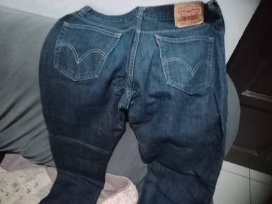 Levi's lot 505 dark blue 34x32