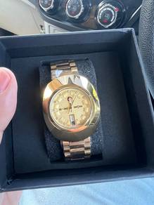 Men Watch Gold