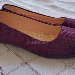 NEW/BARU 👠 Ladies Flat Shoes Size 36 – Stylish &