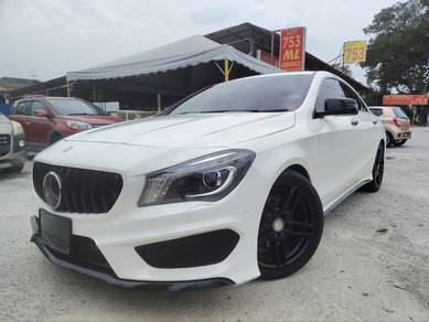 Mercedes Benz CLA200 200 (CBU) in Kajang, SGR