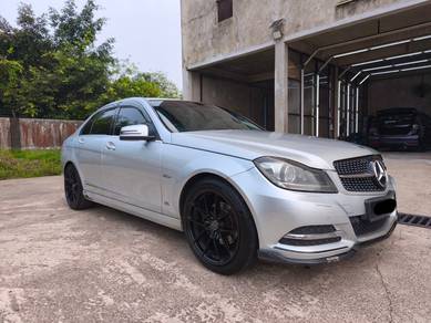Mercedes Benz C200 200 CGI BlueEFCY ELEGANCE(CKD) in Kuantan, PHG