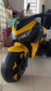 Motor Tiga Roda Bateri/Elektrik