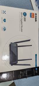 D-Link DIR-842 AC1200 Dual Band Gigabit Wi-Fi Rout