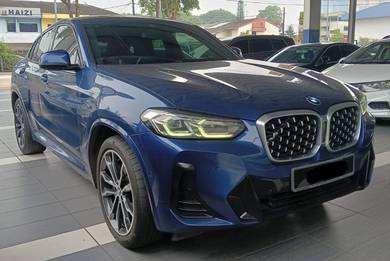 2022 BMW X4 xDRIVE30i