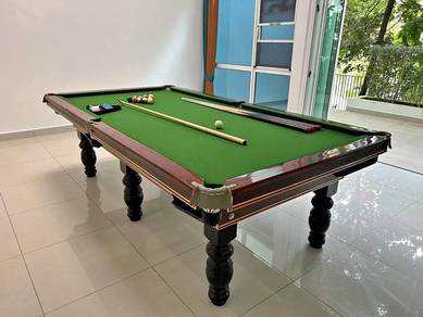 8-Foot Solid Wood Pool Table (American Black Eight