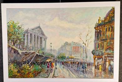 European City Street Scene – Reproduction