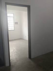 Room in Puchong, SGR
