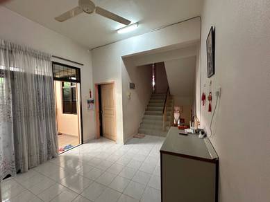 2.5-storey Terraced House For Sale in Sungai Ara,PNG