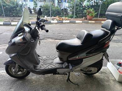 Modenas Elegan