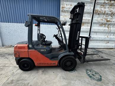 Toyota 62-8FD30 (3-Ton Forklift)