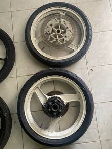 Kawasaki RR150 rim