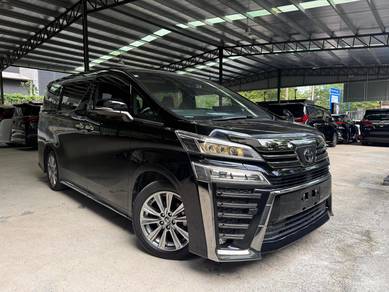 Toyota Vellfire ZA in Desa ParkCity, KUL