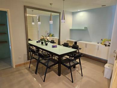 Condominium For Rent in Birch Plaza