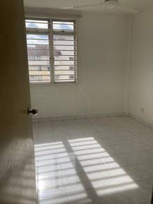 Apartment For Rent in Apartment Taman Topaz