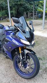 Yamaha R15