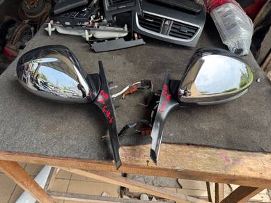 No 5-10-6 Peugeot 208 NFL 2018 Side Mirror Jpn
