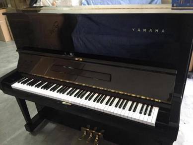 Yamaha Acoostic upright piano u3d