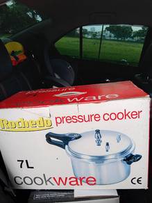 pressure cooker
